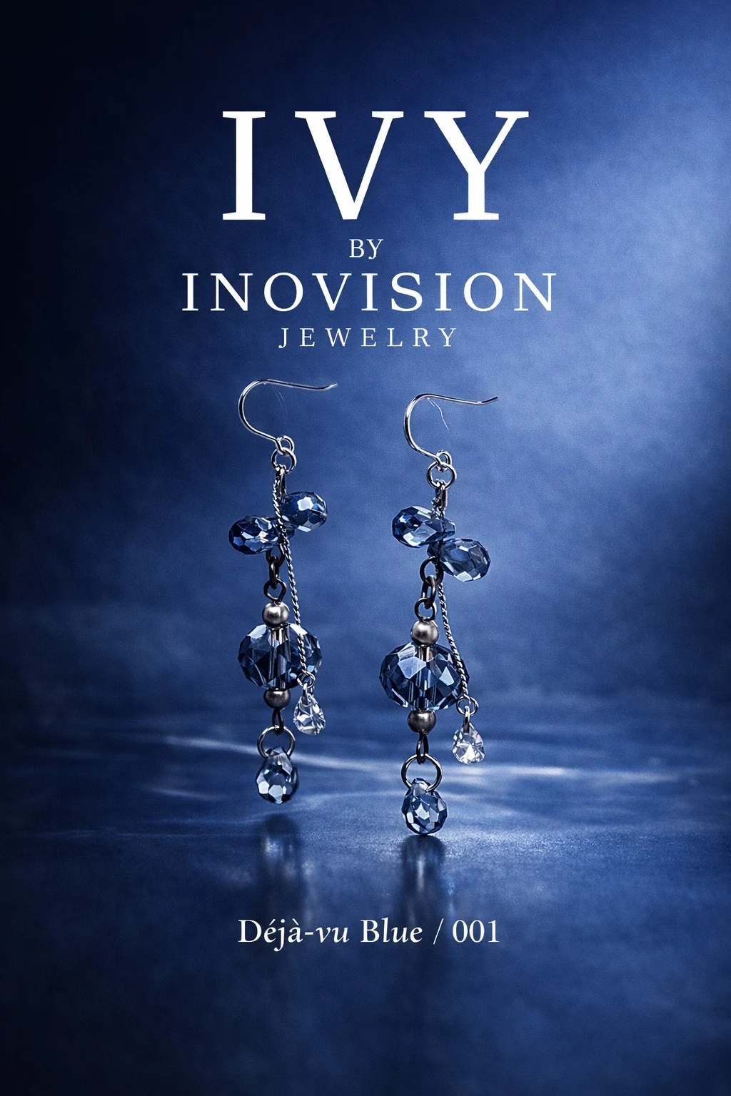濃紺の光の中に、青いクリスタルの耳飾りとIVY BY INOVISION JEWELRYの文字を配したキービジュアル